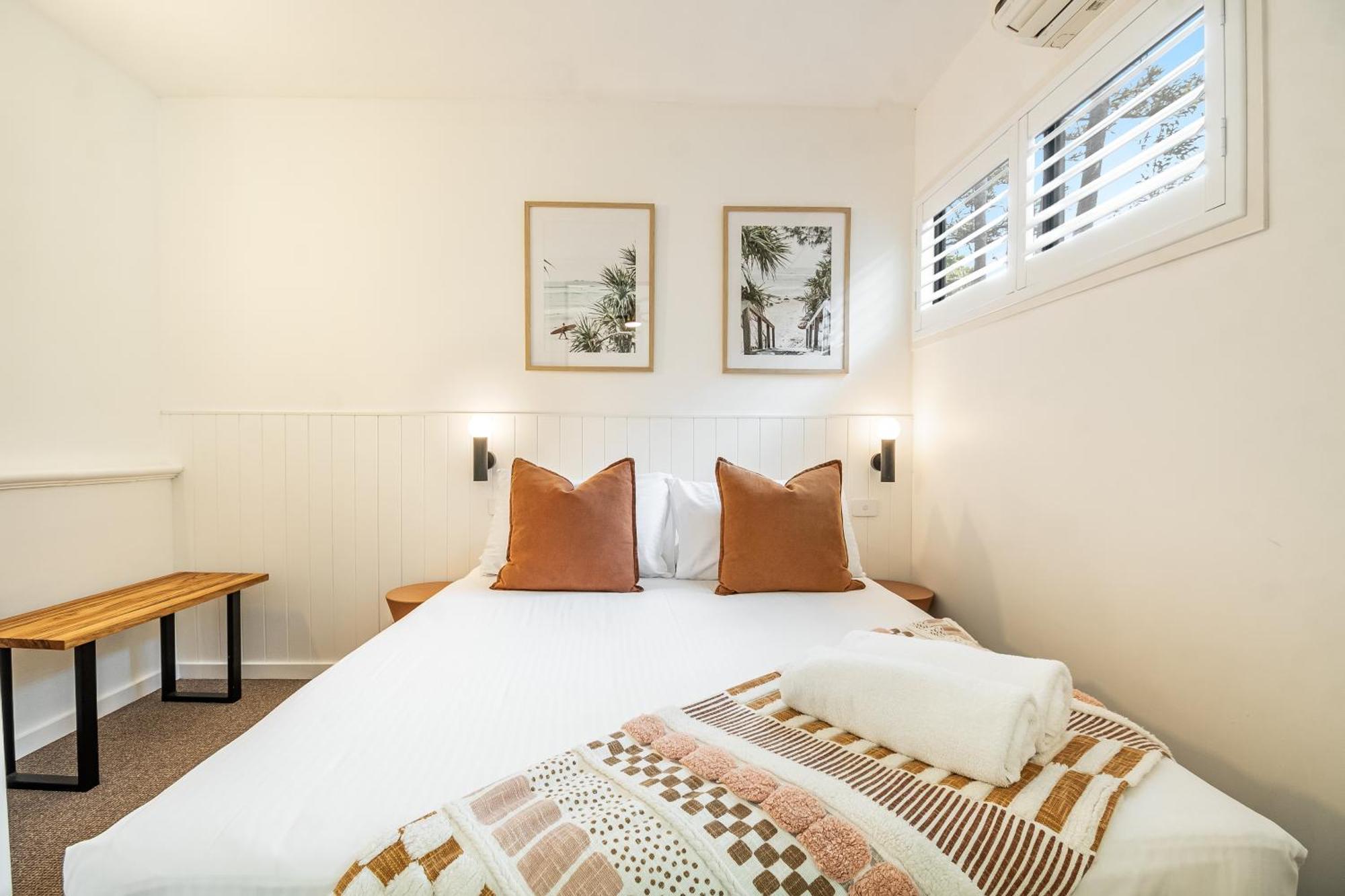 Julians Apartments Teluk Byron Bagian luar foto